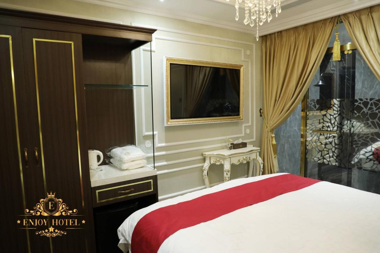 Enjoy Hotel 5A Ho-Chi-Minh-Stadt Exterior foto